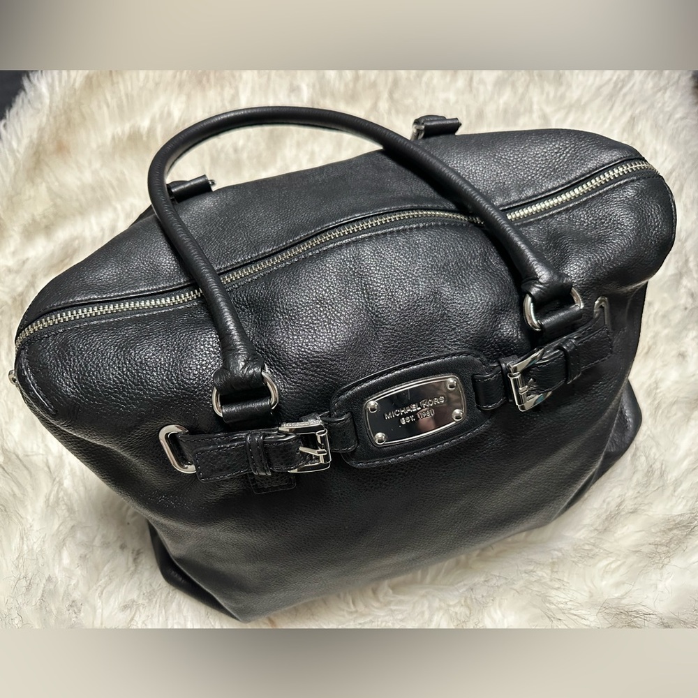 Michael Kors Hamilton Weekender XL Tote